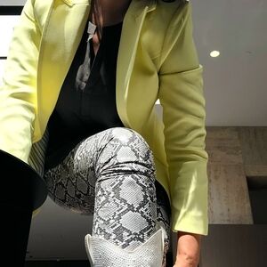 Women's Yellow Blazer